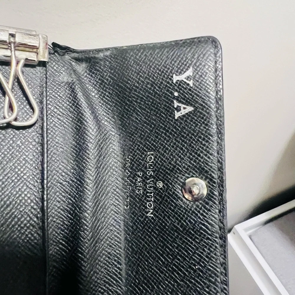 Vintage Louis Vuitton Key Holder - Picture 4 of 6